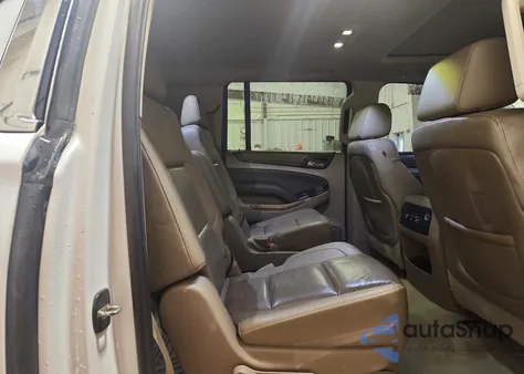 2016 Chevrolet Suburban K1500 Ltz z USA, uszkodzony, nr VIN 1GNSKJKC8GR464375